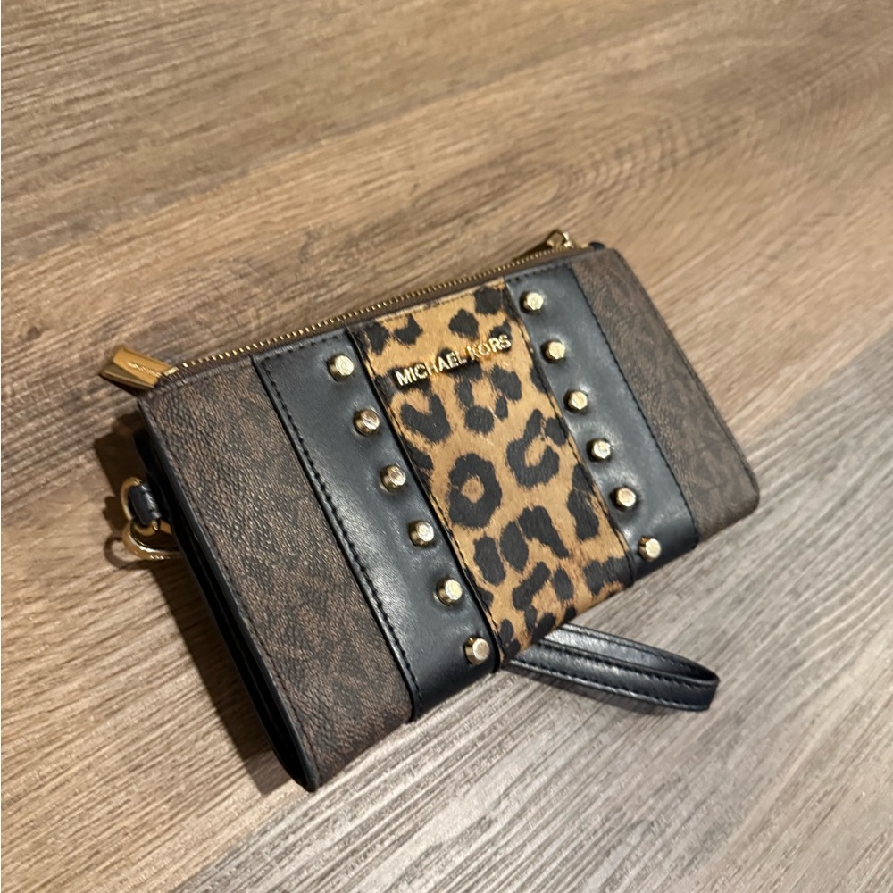 Michael Kors Brown and Black Leopard Print wallet